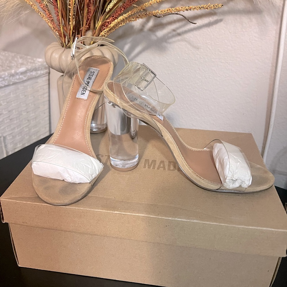 Steve Madden Clearer Heel